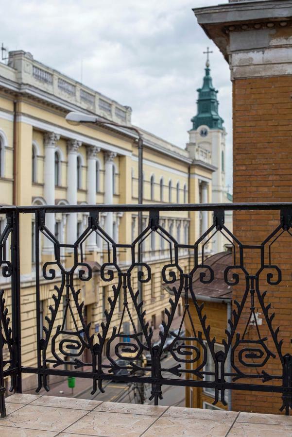 Appartement Eclectic Apartament Oradea Extérieur photo